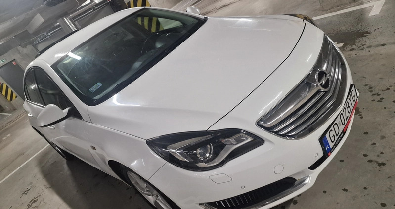 Opel Insignia cena 40500 przebieg: 183500, rok produkcji 2014 z Gdańsk małe 254